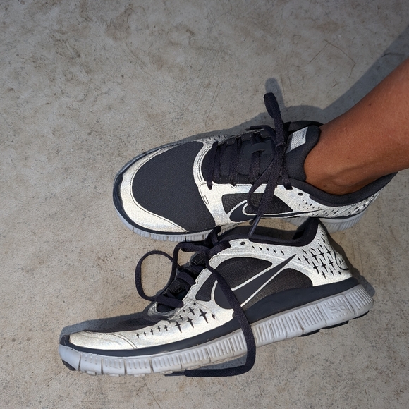 Nike Free 5.0 reflective water repellent - Picture 2 of 4
